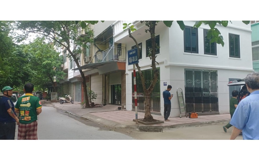 CC cần Bán nhà 4.5 tầng, 44/50m2, tk4, Lô góc 3 mặt thoáng, KĐT Xa La - Hà Đông.