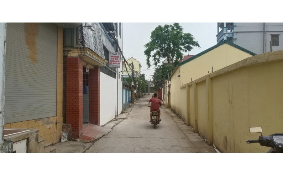 CC cần bán 76m2, 1.x tỷ,  lô góc, tk 6, Đất Chúc Đồng, Thụy Hương Chương Mỹ, HN.