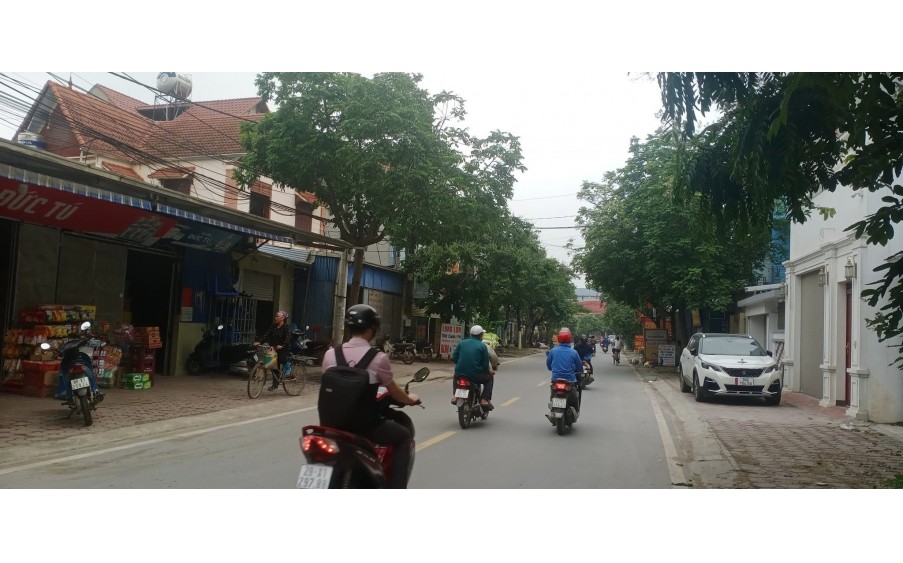 CC cần bán 76m2, 1.x tỷ,  lô góc, tk 6, Đất Chúc Đồng, Thụy Hương Chương Mỹ, HN.