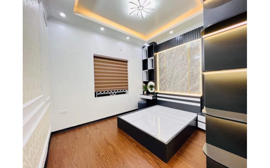 BÁN NHÀ TRƯỜNG CHINH ĐỐNG ĐA 27M2 3 TẦNG 4M MẶT TIỀN GIÁ CHÀO 4.7 TỶ NGÕ THÔNG PHẢI THẬT NHANH