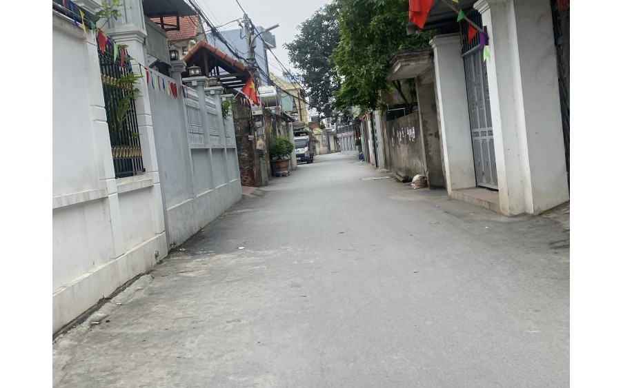 Đất ĐẤU GIÁ ĐẠI YÊN 90M2, MT 5.9m, tk1, nở hậu 6m, giá đầu tư chưa đến 2 tỷ, ô tô vào.