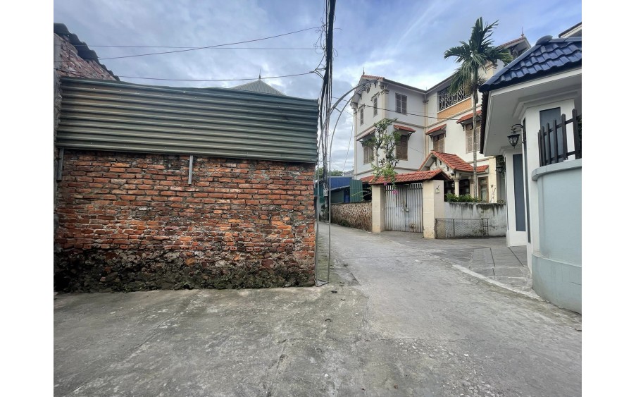 45m2, 1.x tỷ, Trung tâm Chúc Lý, Ngọc Hoà, Chương Mỹ, tk3, ô tô đỗ cửa. Giá đầu tư 1.x tỷ.