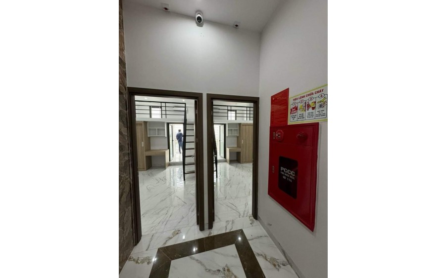 Bán Toà CCMN 21 Phòng, Hoàng Hoa Thám, Ba Đình 95m2 x 7T, MT 6m 21 tỷ.