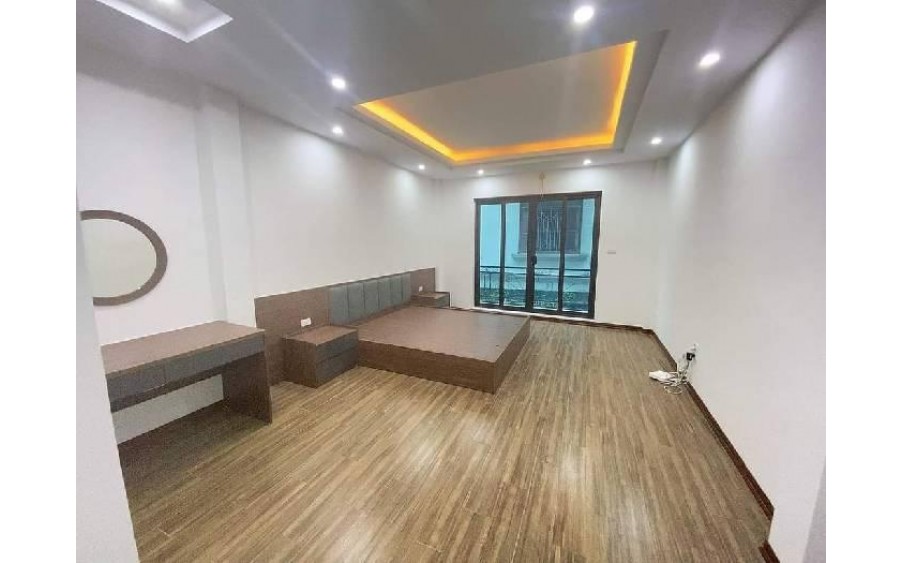 Bán căn hộ mặt phố Tân Mai, chung cư quân đội K35, view hồ Đền Lừ, siêu tiện ích, hơn 4 tỷ