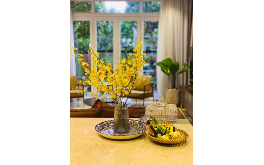 Bán khách sạn mặt tiền Nguyễn Công Hoan view công viên Văn hóa Phú Nhuận. 19 tỷ có TL