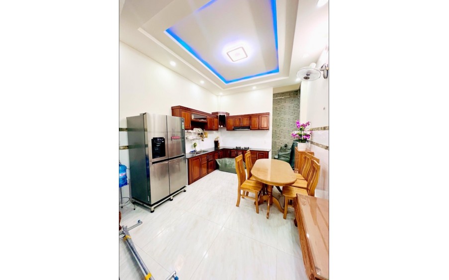 KHU PHÂN LÔ VIP GẦN LÊ VĂN QUỚI - SÁT MẶT TIỀN - 52M2 - 5 TẦNG - 5PN - FULL NỘI THẤT - CHỈ 7 TỶ TL MẠNH