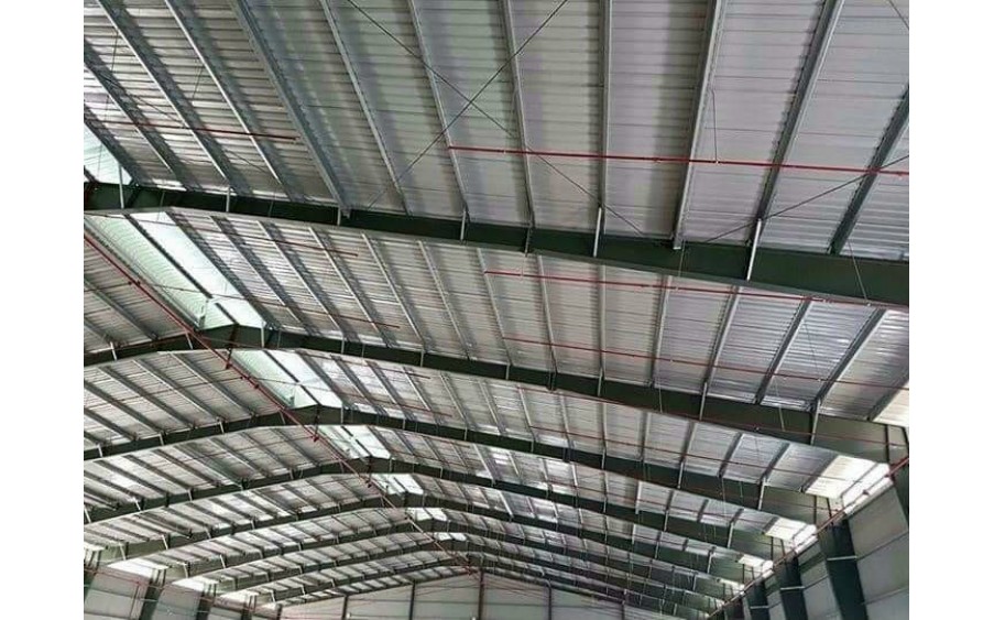 Xưởng cho thuê tại Long An.Nhà xưởng mới xây xong, hướng Đông Nam.
Diện tích đất: 5.500m².300 triệu/tháng