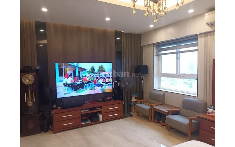 Chính chủ bán căn hộ 3 ngủ 2 WC, tầng trung,căn góc CCCC 165 Thái Hà(Sông Hồng Park View)