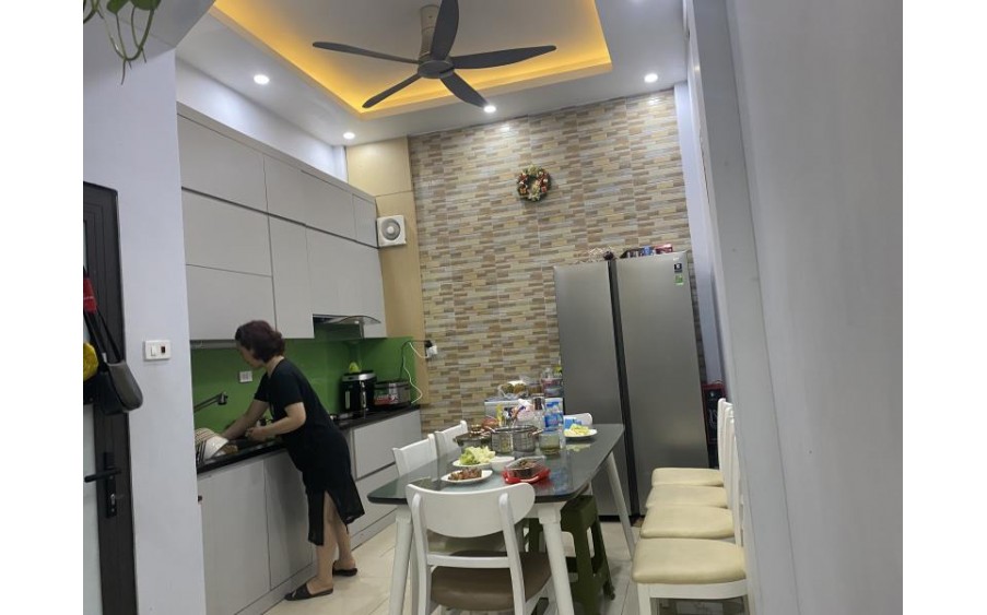 BÁN GẤP NHÀ QUANG TRUNG, SÁT PHỐ, Ở LUÔN 34M x 5T, CHỈ 4 TỶ 0916.052.466/ 0865.405.286