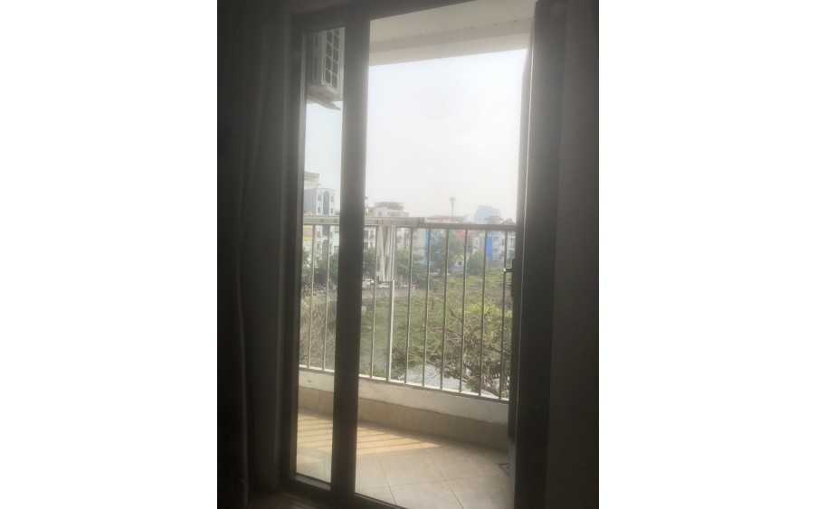 Chính chủ cho thuê căn hộ 35m2, FULL đồ, View hồ tại 91 Hồ Văn Chương, Đống Đa