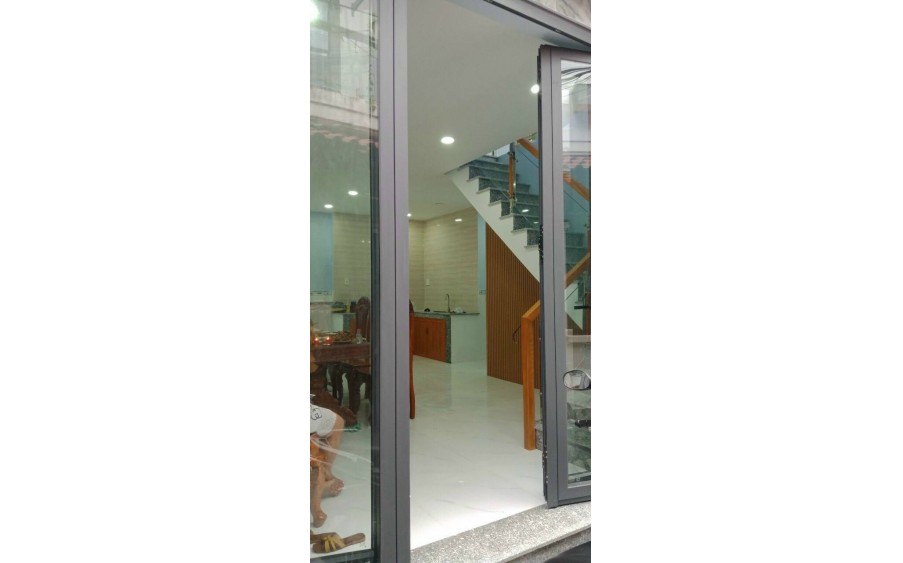 Bán nhà 2 tầng- Thạnh Lộc,Q12- 42m2-Hẻm xe hơi- Gía chỉ 2ty999