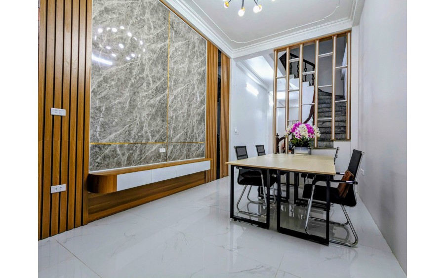 LÊ TRỌNG TẤN,  70m2x4TẦNG, MT4m, MẶT NGÕ.Ô TÔ TRÁNH, KINH DOANH.GIÁ 10 TỶ. LH 0888512868