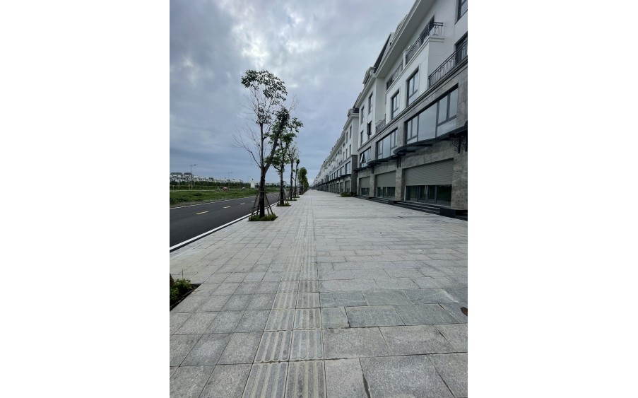 CENTRAL RIVERSIDE NHÀ LIỀN KÊ MẶT ĐẠI LỘ NAM SÔNG MÃ