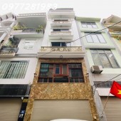 Cắt lỗ Nhà mới Trịnh Văn Bô kéo dài 40x5 tâng, 7 ngủ,ô tô, giá 4.95 tỷ