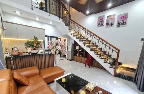 ♣ Nhà gần MT Trần Cao Vân 45m2, 2 tầng xịn sò, 2.8x tỷ