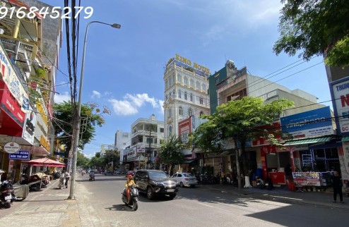 Cho thuê nhà mặt tiền Quang Trung 300m2 trung tâm TP Quảng Ngãi