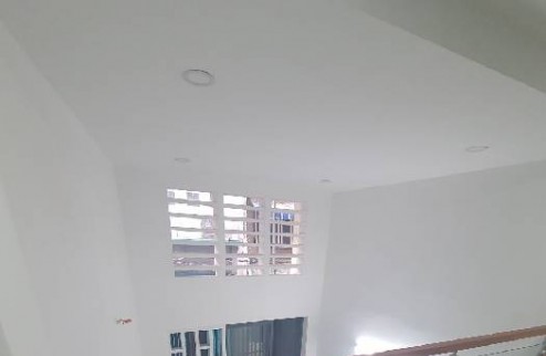 Nhà Bán P11 Trần Văn Đang 50m2 , 3 Tầng BTCT , nở hậu , nhà đẹp , đã hoàn công Giá  5 tỷ 990