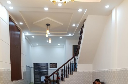 Nhà Phạm Văn Bạch. P15. Tân Bình 4x13m