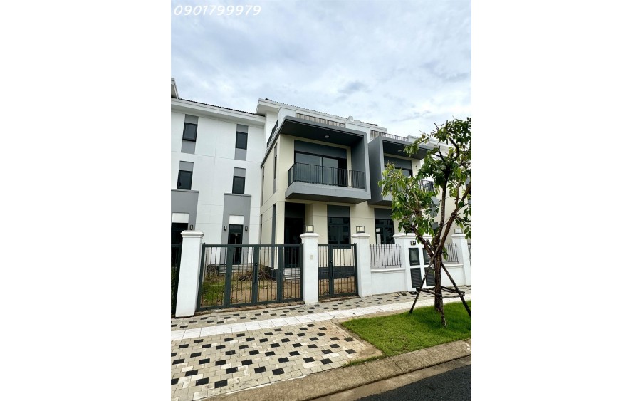 Bán căn hộ 2 Phòng ngủ - Victoria Village - View Sông 3.2 tỷ - 0901799979
- Nhận gửi bán SP Novaland -