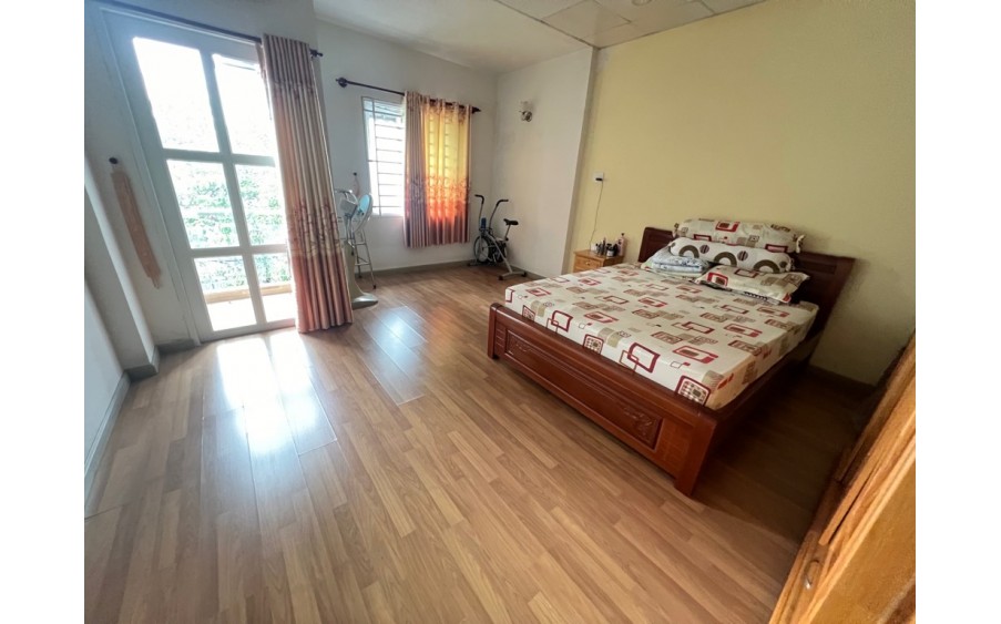 72M2 (4.5*17) NHÀ 2 TẦNG MỚI KENG - HOÀN CÔNG ĐẦY ĐỦ - NGAY KHU PHÂN LÔ - XE HƠI ĐỔ CỬA, GIÁ 5 TY 150 TL.