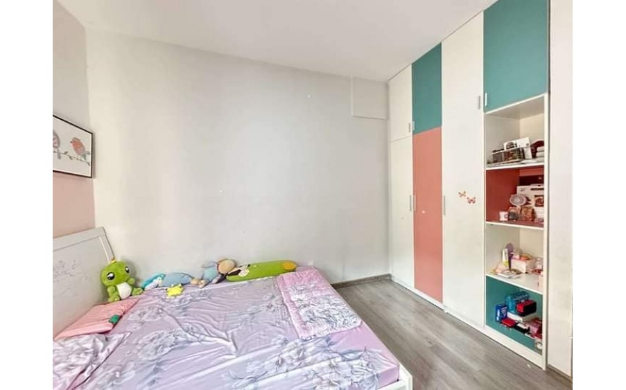 Bán lỗ căn hộ Emerald Celadon City, 2PN+2WC, view nội khu, giá 3.38 tỷ