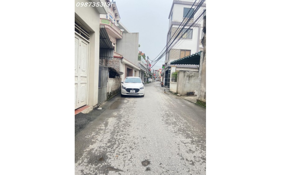 Chỉ 1,6 tỷ có ngay 40m2 đất full thổ cư tại LỄ PHÁP - TIÊN DƯƠNG - ĐÔNG ANH
Diện tích 40m2, mt 4m full thổ cư