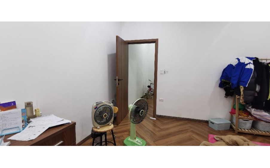 Bán nhà Định Công Thượng, mặt ngõ, lô góc, ngõ thông, oto qua cửa, kinh doanh, giao thông thuận tiện 45 5.7 tỷ