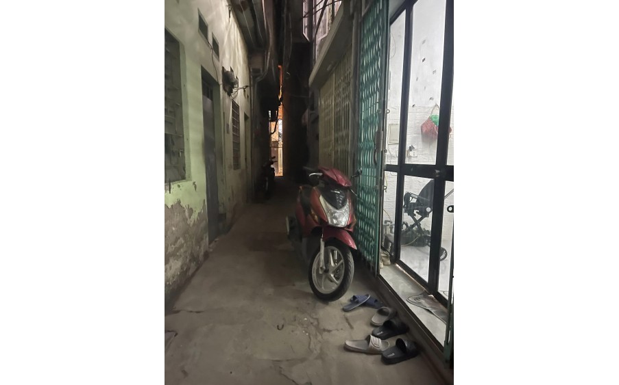 Bán Nhà Thanh Xuân 27/30m x 4 Tầng Mt 3.5m Gần Ô Tô Giá 3.6 Tỷ.