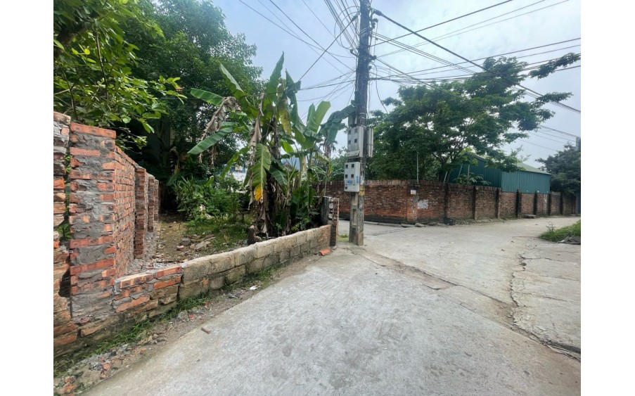 CC gửi bán lô 53.1m2 Phú Nghĩa, giá 1.x tỷ, lô góc, ô tô tránh