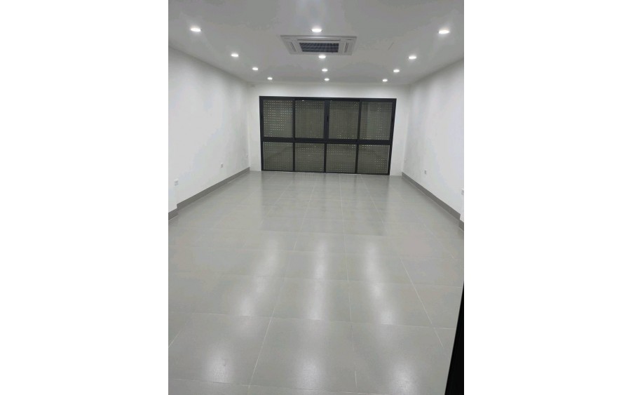Nhà mới, chủ nhà cho thuê, văn phòng, kinh doanh, 112m2 - 4.5T, 35tr. Khu Đại Kim