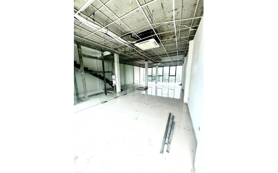 Cho thuê 200 - 500m2 tầng 1 trung tâm thương mại Trương Định Plaza, 18 mét mặt tiền phố Trương Định