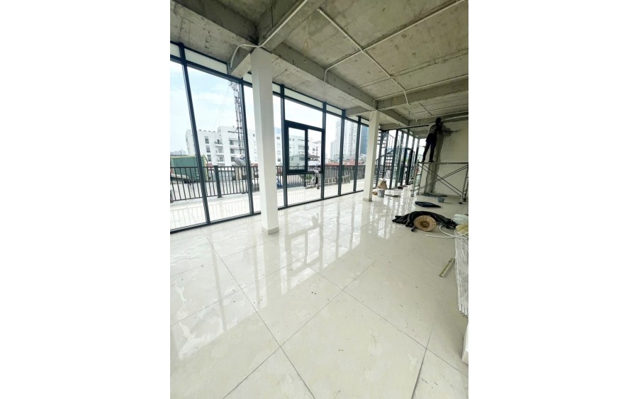 Cho thuê 200 - 500m2 tầng 1 trung tâm thương mại Trương Định Plaza, 18 mét mặt tiền phố Trương Định