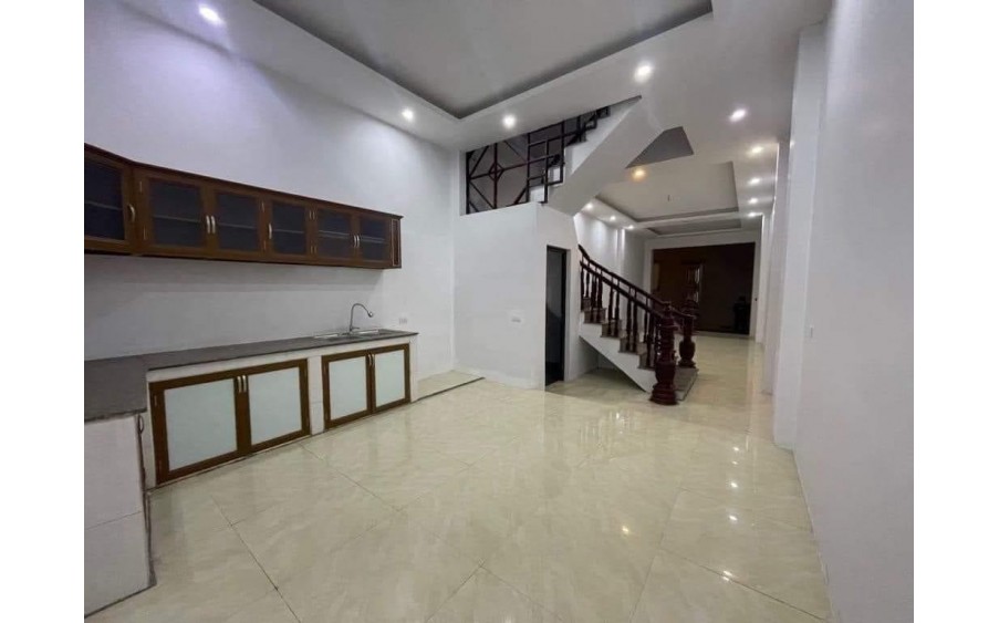 Bán nhà 3 tầng 50m2 Lễ Pháp, Tiên Dương, Đông Anh- Mặt tiền 5,2m - đường ô tô thoải mái vào nhà - chỉ 4,x tỷ.