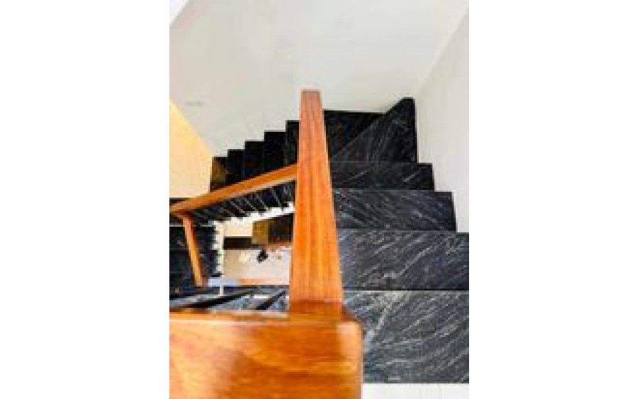 CỰC SỐC! PHỐ LÊ DUẨN, ĐỐNG ĐA, 2 MẶT THOÁNG, NHÀ MỚI ĐẸP, KD, SỔ NỞ HẬU: 35M, 5T, GIÁ 6.28 TỶ