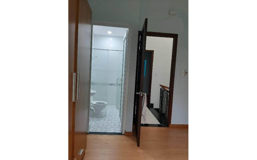 Nhà Đep Ở Ngay,Không QH,Bao Công Chứng,50,7m2 Giá 4,3tỉ