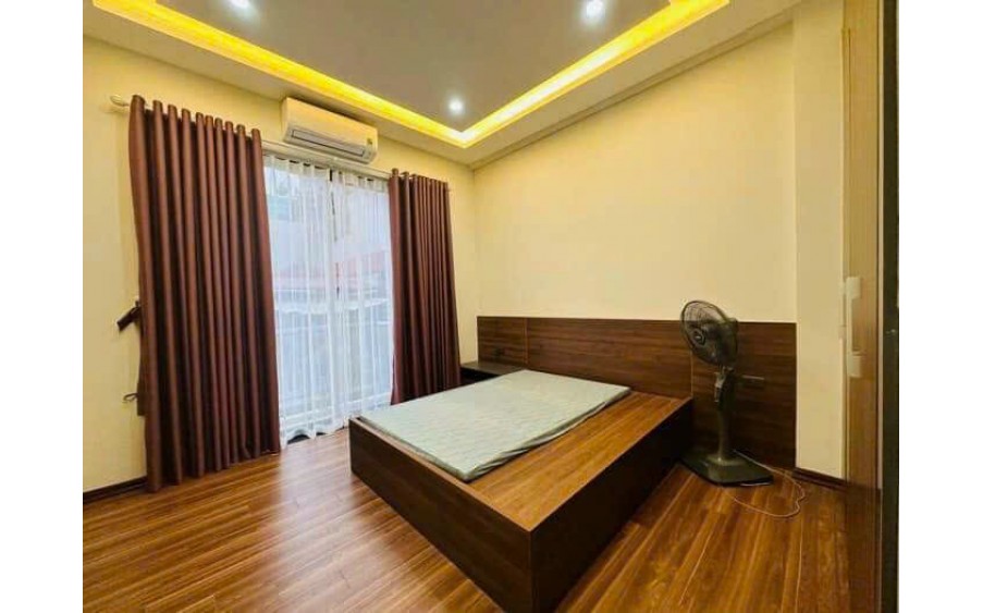 Bán nhà Lê Trọng Tấn, 52m2x4 tầng, mặt ngõ, lô góc, thang máy, kinh doanh, ô tô chạy qua. Giá 7.2 tỷ