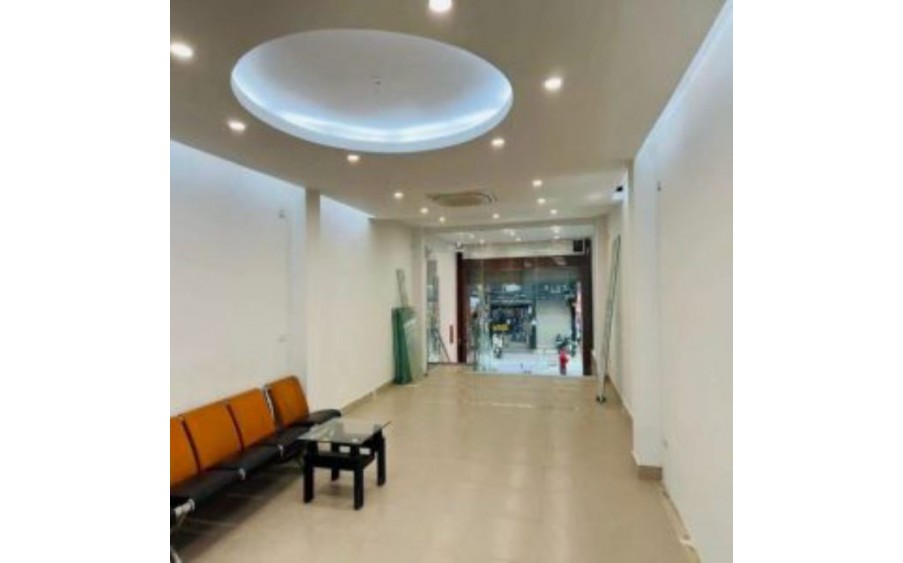 Cho thuê MBKD S180m2 mặt phố Vương Thừa Vũ phù hợp: Văn phòng, showroom, tập gym, spa