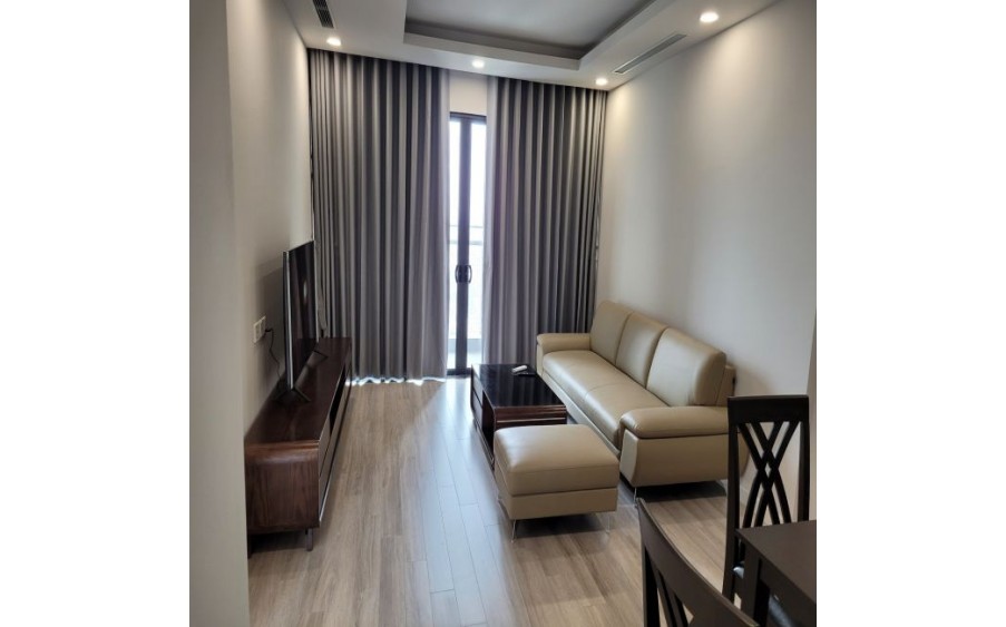 Cho thuê chung cư BRG Diamond Residence, 104 m2, full đồ chưa qua sử dụng, chính chủ