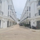 Bán nhà ở Tây Ninh, gần núi Bà Đen, kế bên trung tâm thương mại Vincom