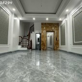Siêu hiếm Khương Đình, Thanh Xuân 6 tầng thang máy ngõ thoáng. 40m MT 4m giá chỉ hơn 7 Tỷ.