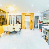 Bán nhà Vương Thừa Vũ, 50m2x4 tầng,mặt ngõ, ô tô đỗ cửa, kinh doanh. thang máy. Giá 8ty7
