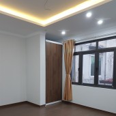 Mặt ngõ  Quan Nhân Nhân Chính 58m 6 tầng  thang máy ngõ thông kinh doanh ô tô vào nhà 12 tỷ 0817606560