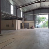 Cho thuê kho xưởng tại Đông Xuân, Quốc Oai , Hà Nội. Diện tích 1000m2 kho xưởng và 500m2 sân giá 30 triệu