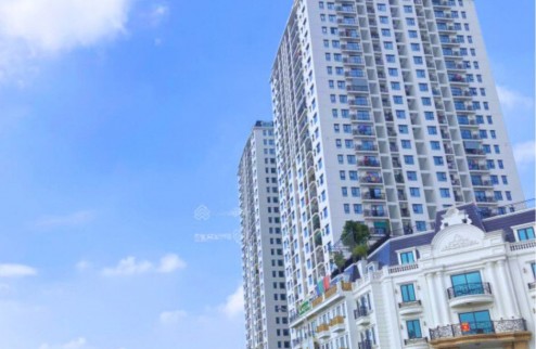 Bán nhà phố Hồng Tiến 75m2 hơn 15 tỷ ô tô thang máy ngủ trong nhà