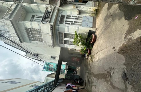 Bán nhà nhỏ xinh gần Kênh Nước Đen, Bình Tân, 21m2, 3tầng, giá chỉ nhỉnh 2.Tỷ