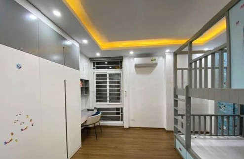 Chủ thiện chí bán, Nhà Văn Chương, 35m2 x 5 tầng, Nội thất đắt tiền, Ngõ thông, 3 Gác tránh xe máy, Tổ dân phố đoàn kết, hòa đồng, thân thiện.