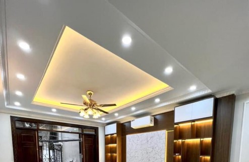 Bán nhà Nguyễn Lương Bằng, 35M2 5 Tầng, Thoáng sáng, an ninh đảm bảo, gần hồ Đắc Di,  50m ra oto tránh, tiện ích miễn chê, Sổ đỏ chính chủ, nhà đẹp ở