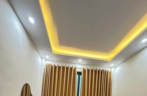 NHÀ ĐẸP NGUYỄN LƯƠNG BẰNG, 50m2, 5 tầng, MT 5M, Giá 4,6 tỷ, DÂN XÂY CHẮC CHẮN, YÊN TĨNH THOÁNG SÁNG, NGÕ THÔNG, FULL NỘI THẤT, PHÙ HỢP Ở LUÔN