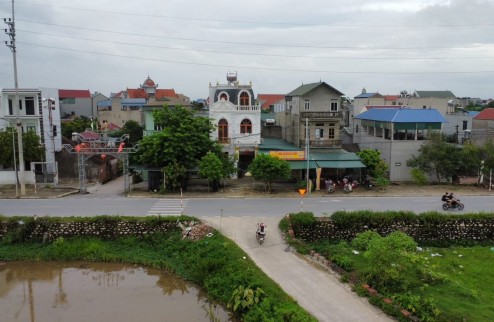 Cc F0 gửi bán lô đất 47m2, chỉ nhỉnh 2.x tỷ (x tí hon), mặt đường Nguyễn Anh Trỗi, vỉa hè rộng mênh mông, kinh doanh sầm uất