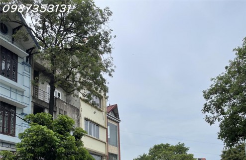 Bán 100m2 đất Vân Nội, Đông Anh  vuông vắn full thổ cư- đường 8m vỉa hè, kinh doanh đỉnh